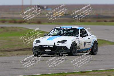 media/Jan-15-2023-CalClub SCCA (Sun) [[40bbac7715]]/Group 1/Qualifying (Sweeper)/